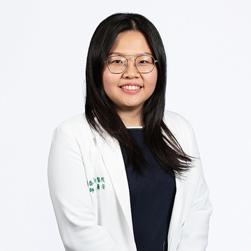 兼任主治醫師：陳薇安